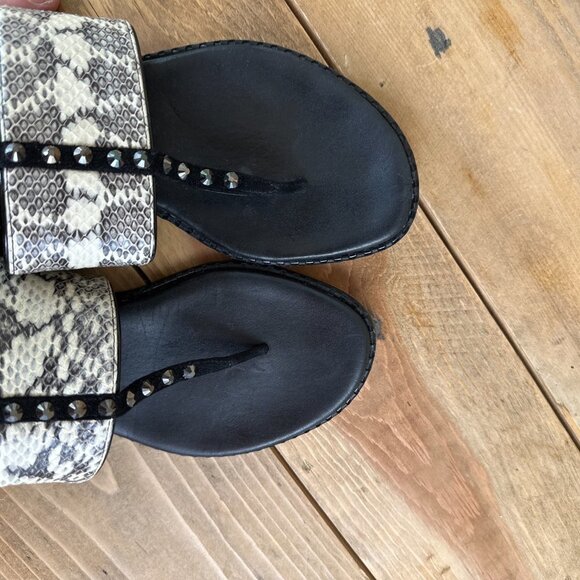 Donald Pliner Snake Leather Sandals Rhinestones 7.5 Jeweled - Picture 7 of 9